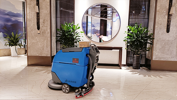 大型購物商場(chǎng)采購慶杰手推式洗地機